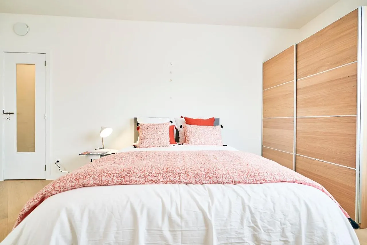 Diamant Studio Bruselas 0*,  Bélgica