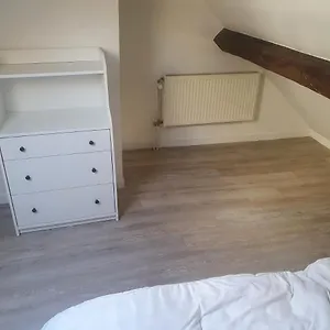 B96 2 Bedrooms Apartamento
