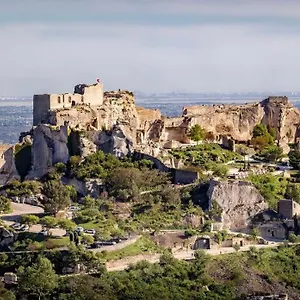 appartement-les-baux-de-provence-pour-4-personnes.fr-provencehotel.com/